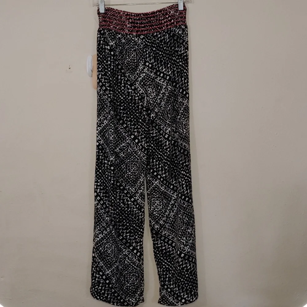 Boom Boom Jeans Women's Size Medium Light Weight Trousers NWT